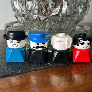 LEGO DUPLO Vintage People Square Bottom 1977 set of 4
